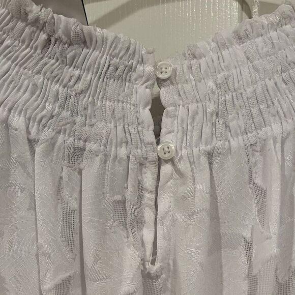 NWT Simply Vera Vera Wang Medium Smocked Neck Day Dress White - Picture 5 of 12